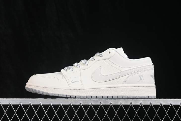 Picture of Air Jordan 1 LOW _SKUfw23633487383341918fw